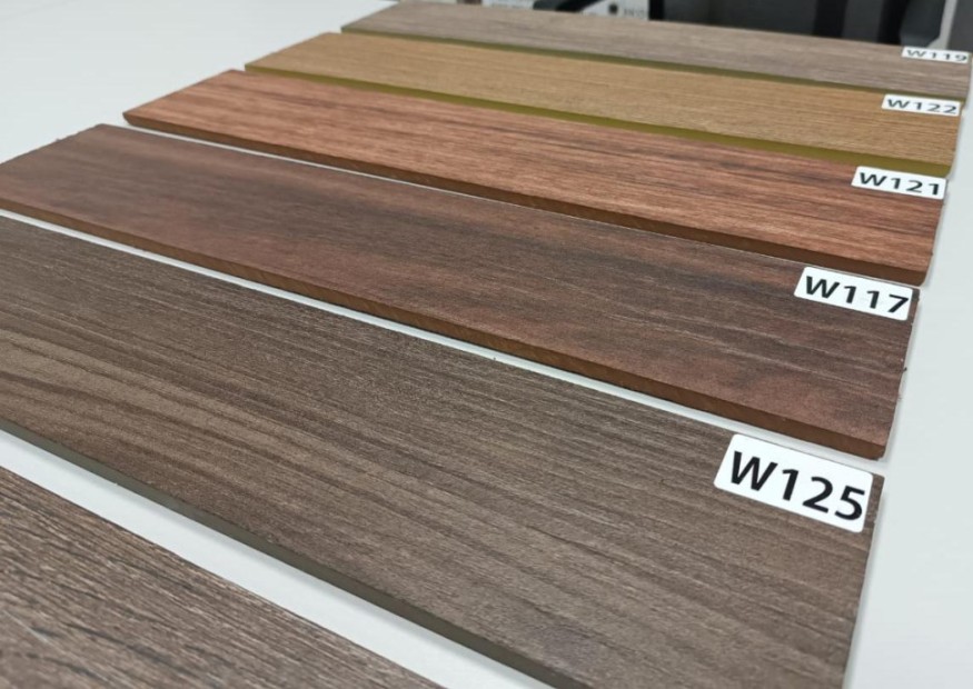 Фиброцементный сайдинг SidWood W-124 с древесной текстурой Клик купить в Екатеринбурге